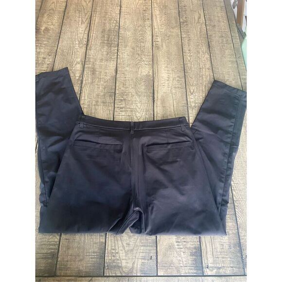 Lululemon commission Slim warp men’s pants ￼ - Picture 2 of 5